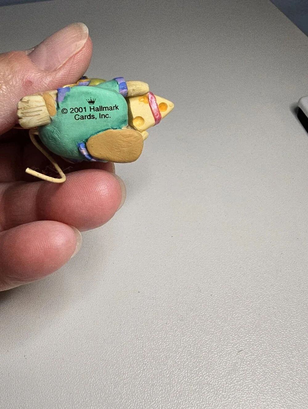 Vintage 2001 Wise Follower Mouse Gifting Cheese Christmas Ornament